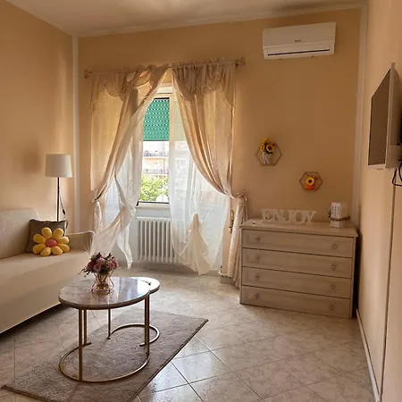Alloggio Girasole Apartment